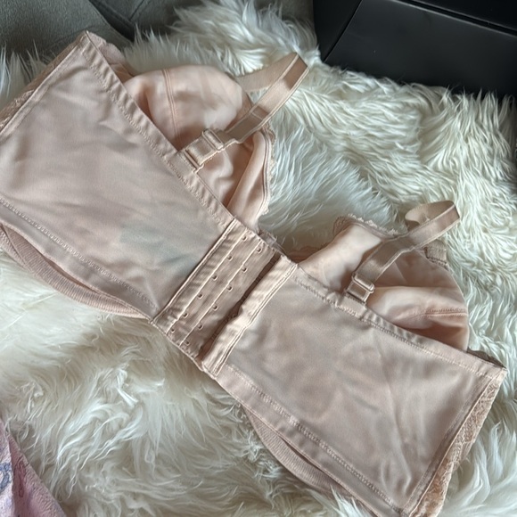 Torrid Curve Women’s Bra 42H full coverage lace - Picture 6 of 10